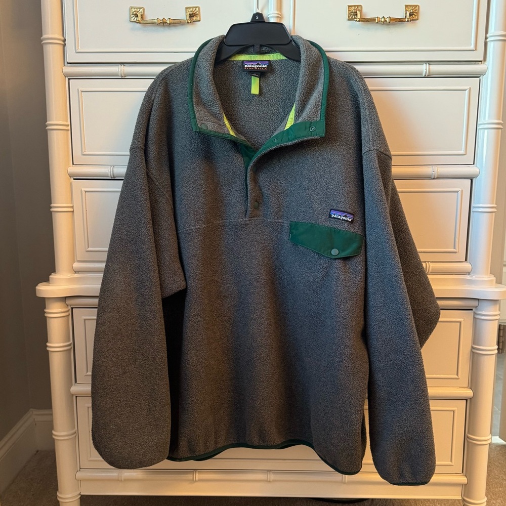 Patagonia Synchilla Snap Tee - size L